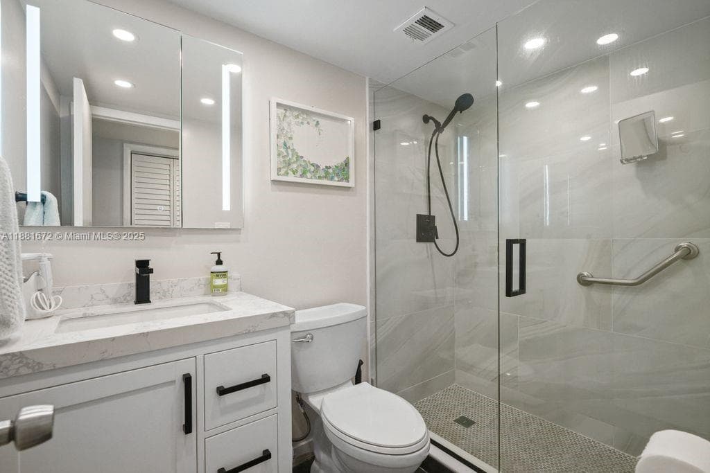 LEISURE MAR CONDO · #104 in Lauderdale By The Sea - Photo 24