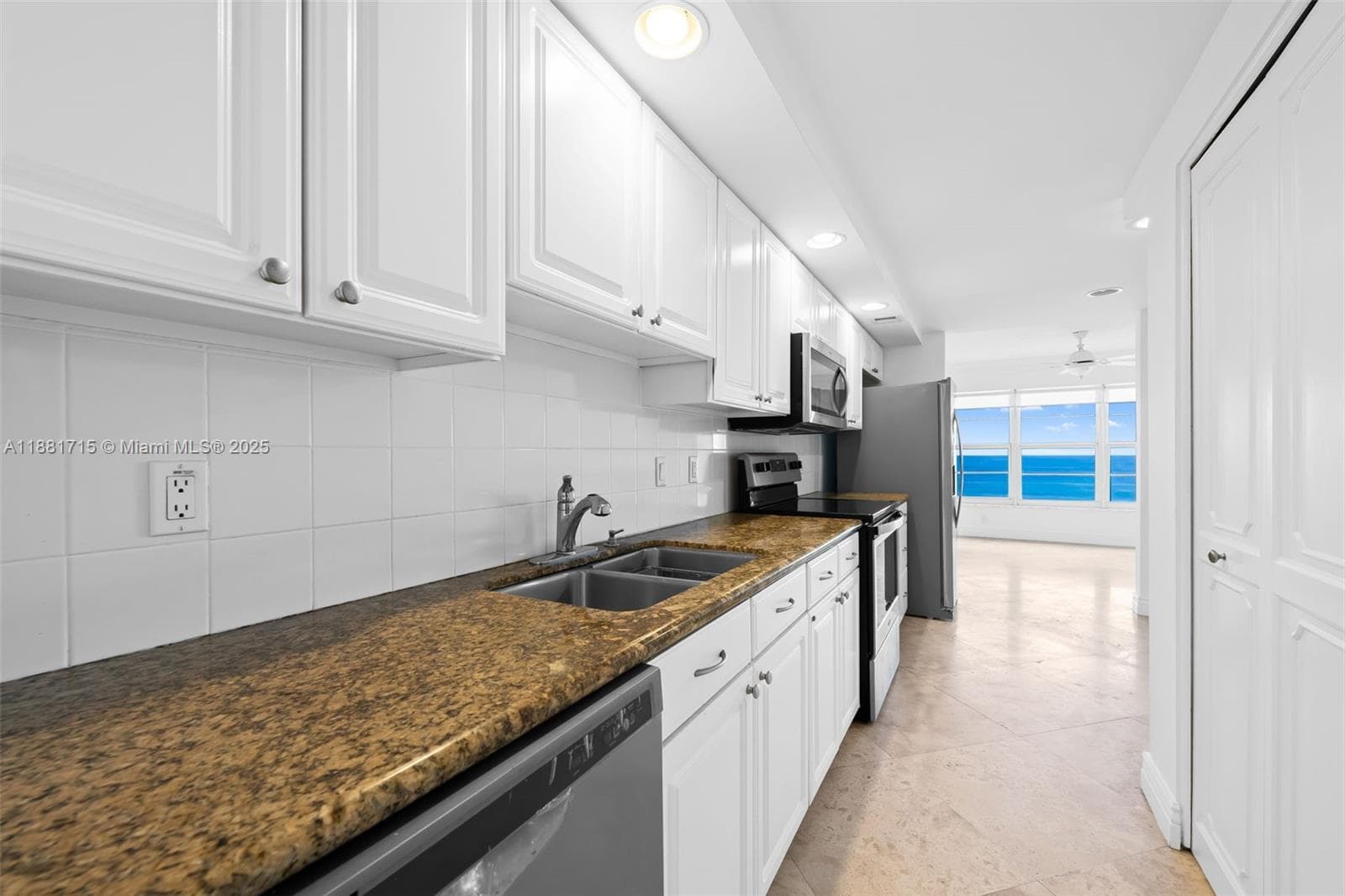 PLAYA DEL SOL CONDO · #1506 in Fort Lauderdale - Photo 11