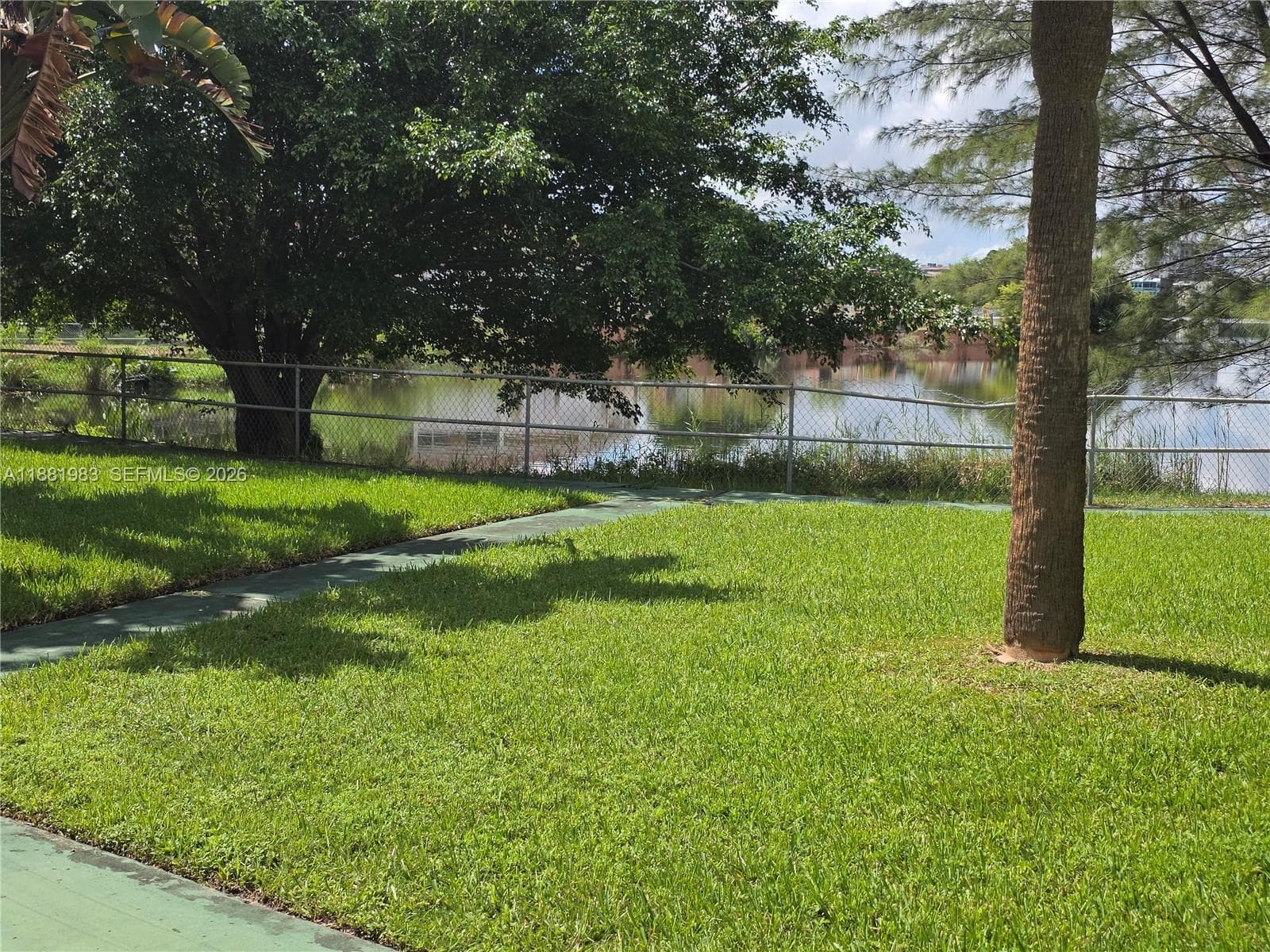 SKY LAKE GARDENS · #116 in Miami - Photo 8
