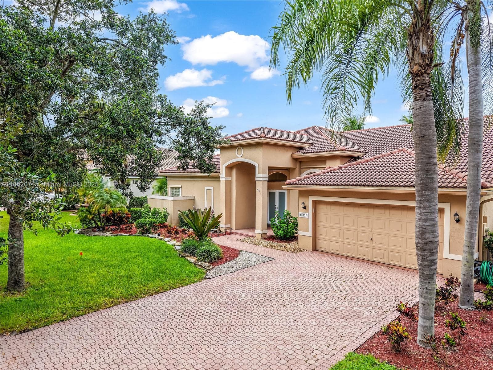 10337 NW 53rd Ct photo 6