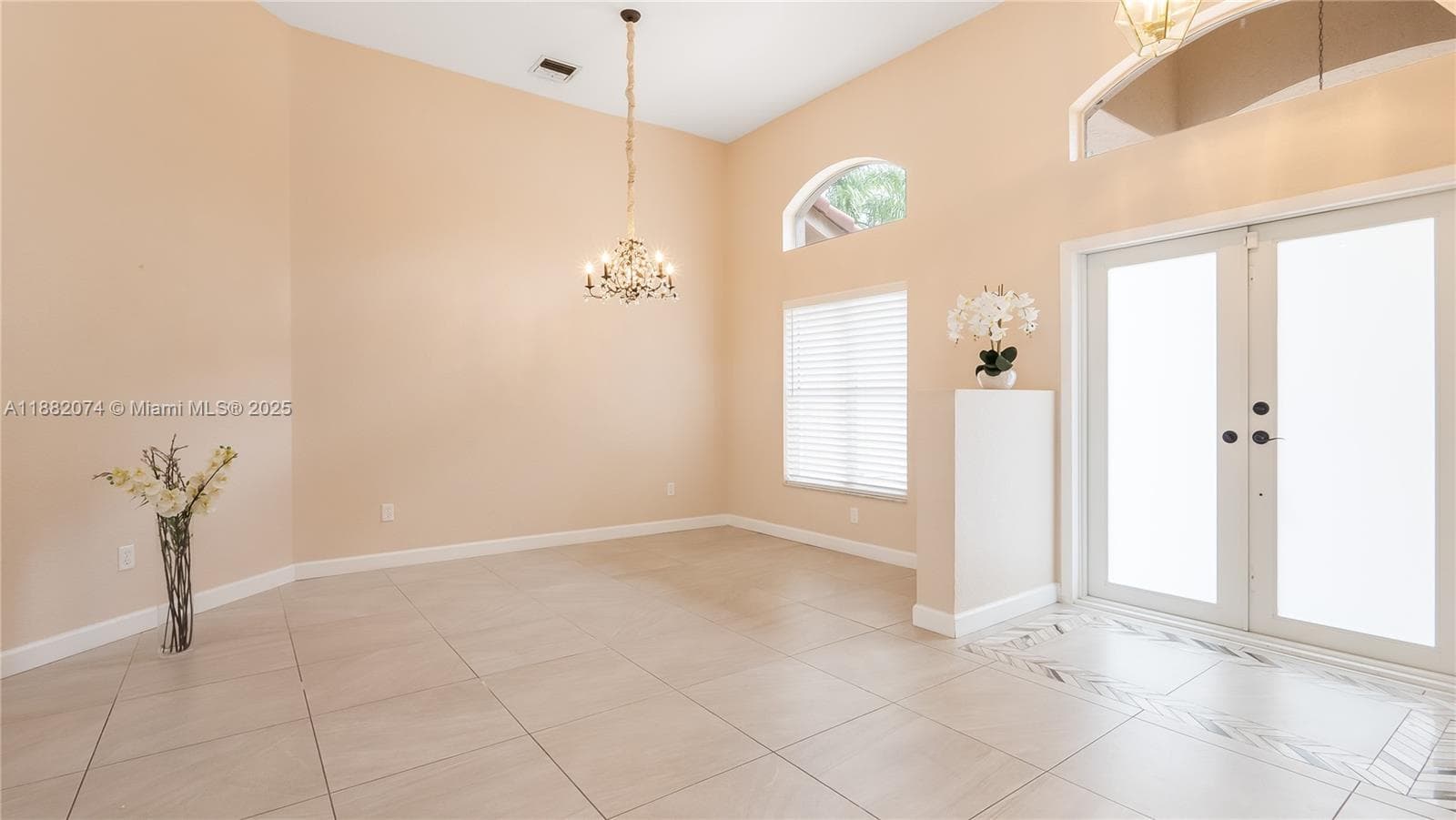 10337 NW 53rd Ct photo 7