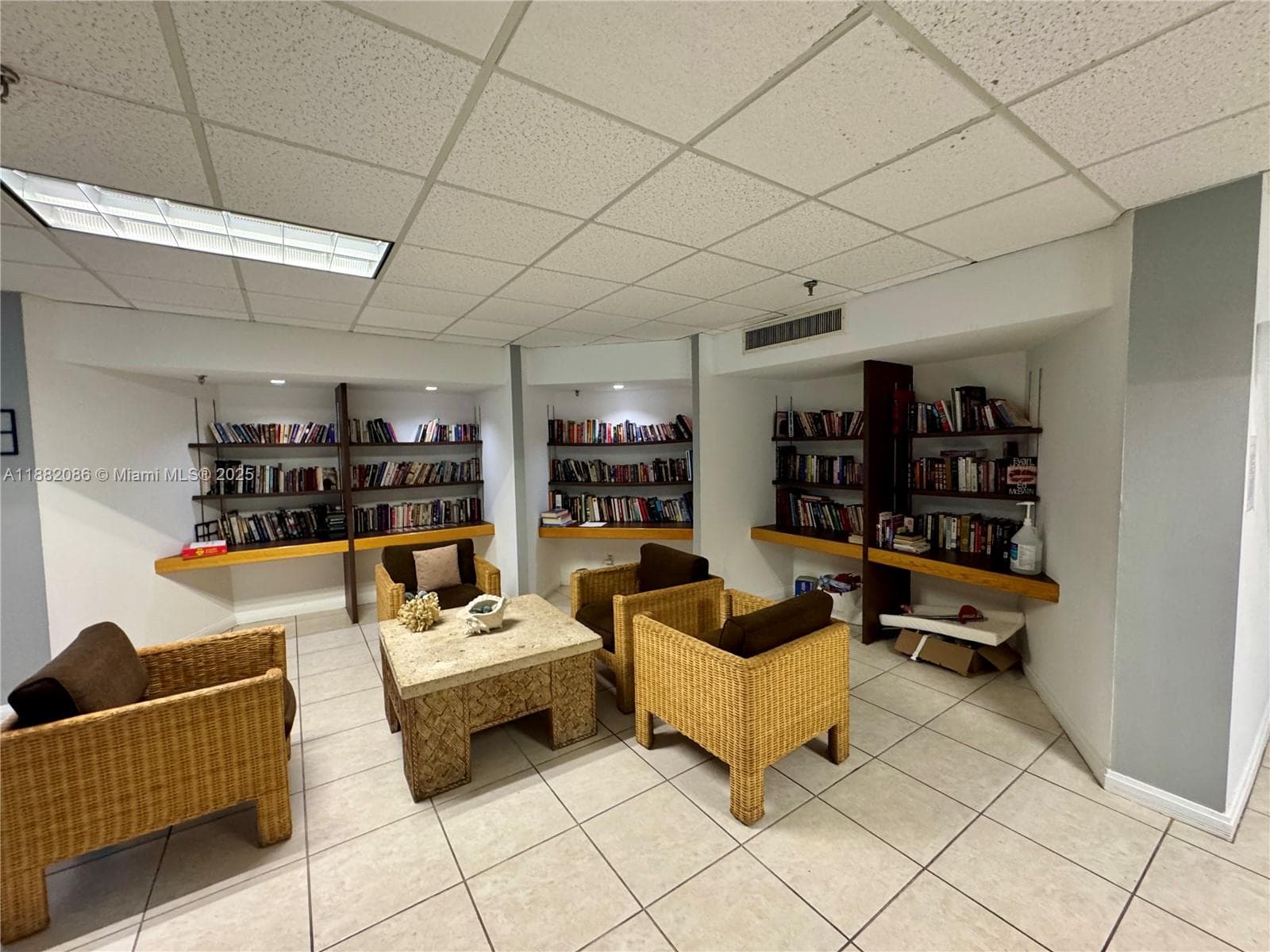 THE RIVIERA CONDO · #611 in Miami Beach - Photo 52