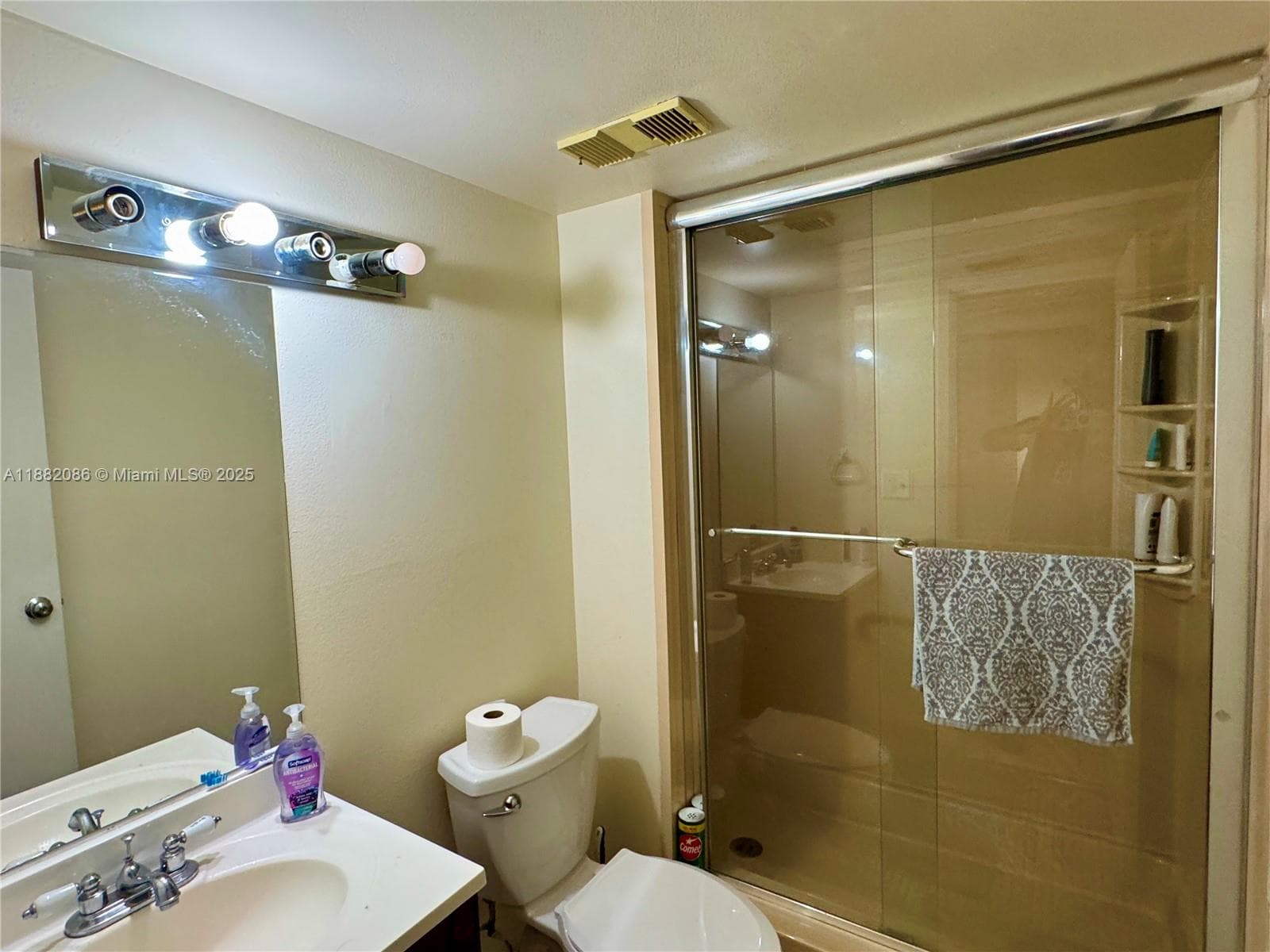 THE RIVIERA CONDO · #611 in Miami Beach - Photo 12