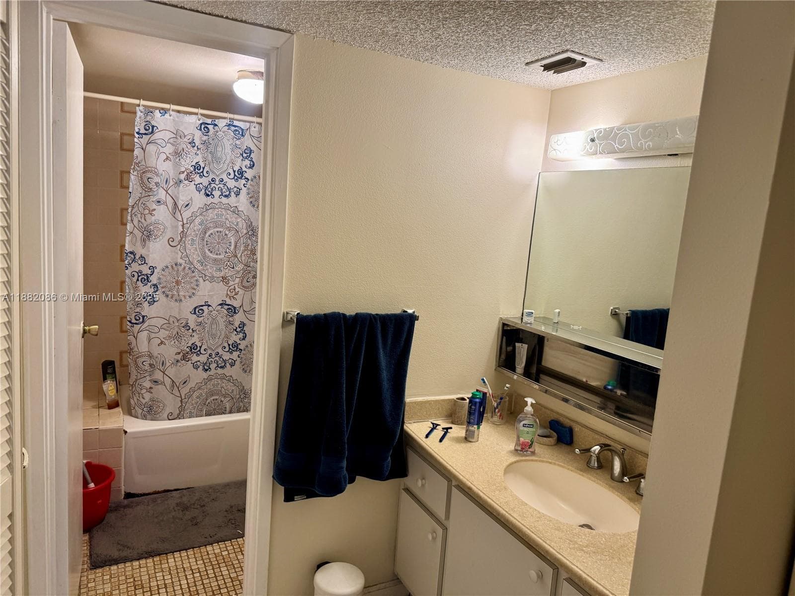 THE RIVIERA CONDO · #611 in Miami Beach - Photo 26