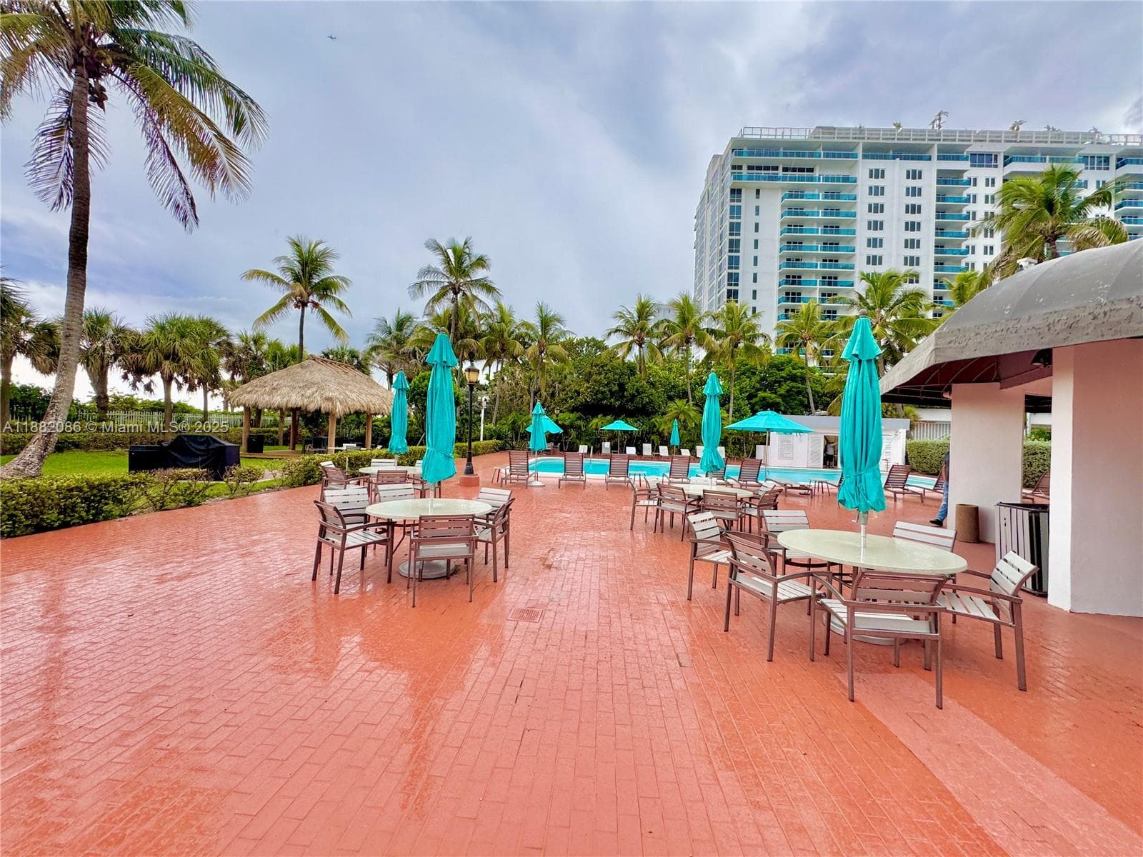 THE RIVIERA CONDO · #611 in Miami Beach - Photo 69