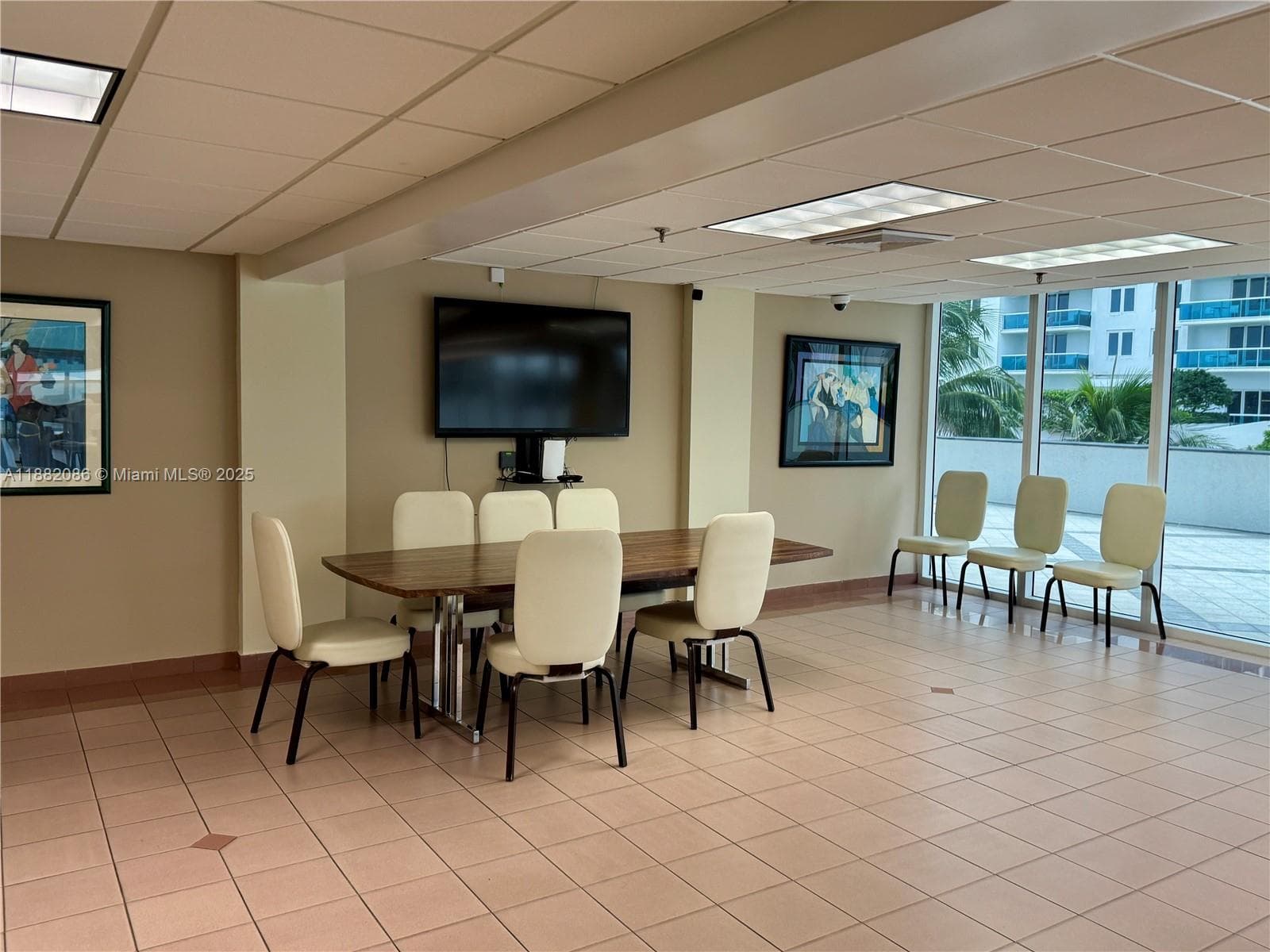 THE RIVIERA CONDO · #611 in Miami Beach - Photo 45