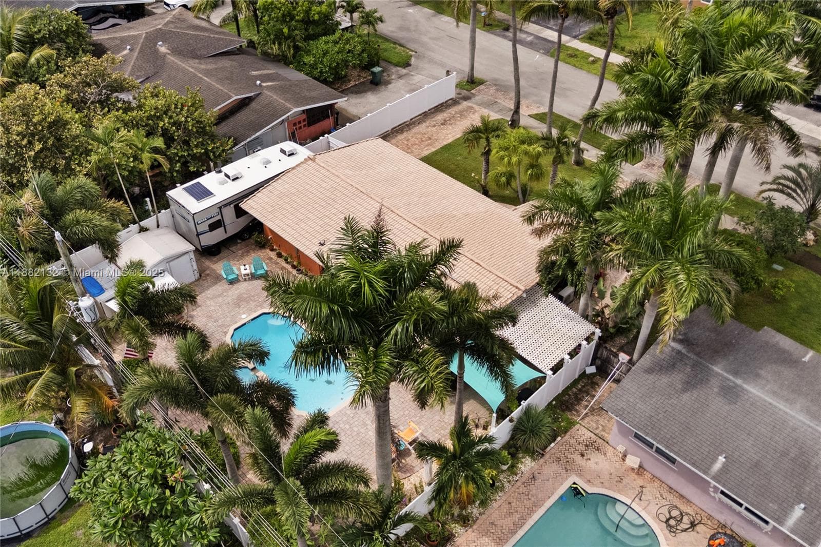 2248 SW 34th Way photo 2