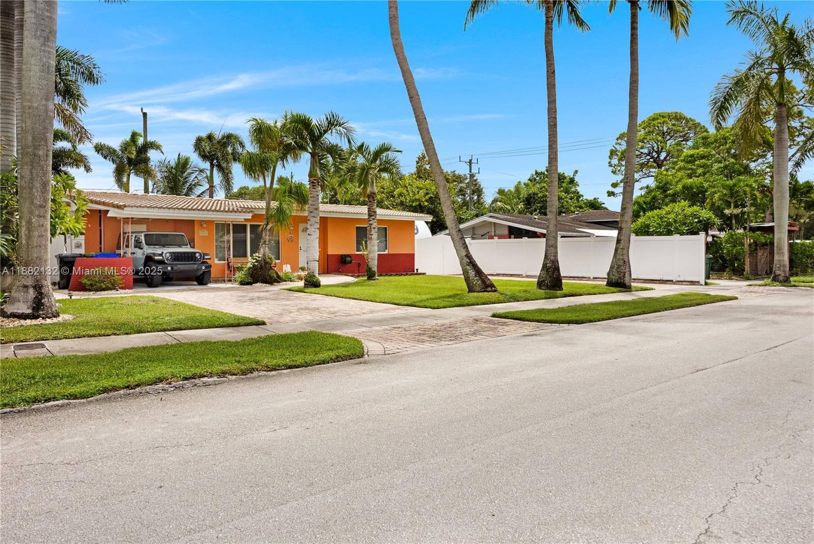 2248 SW 34th Way photo 3