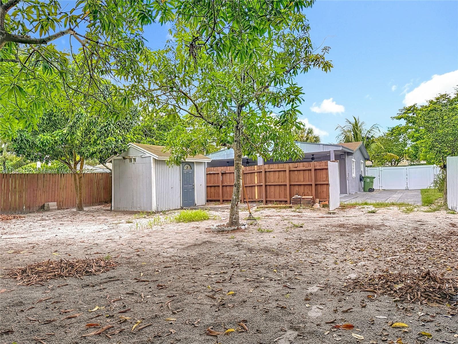 1378 SW 26th Ave photo 56