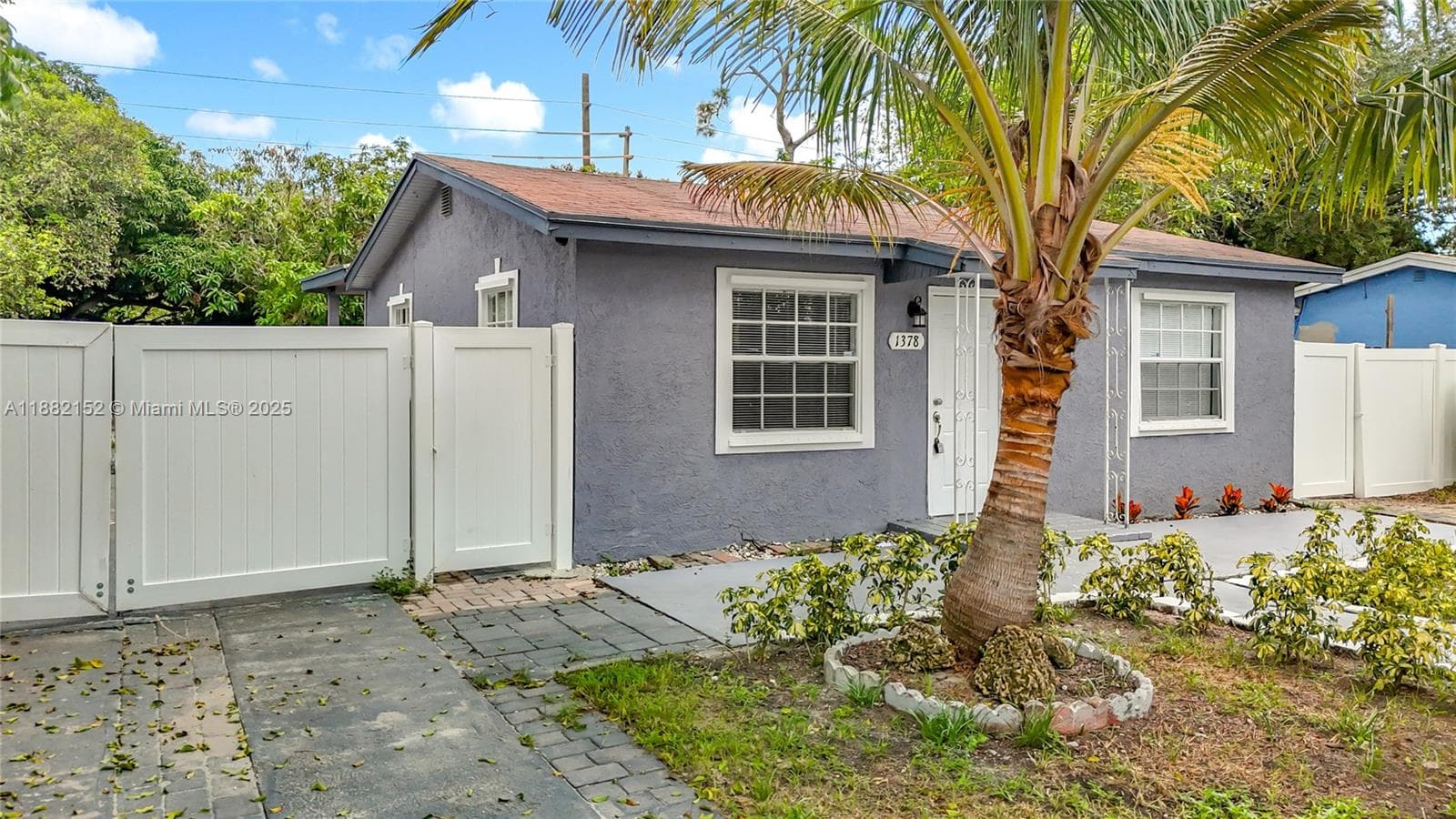 1378 SW 26th Ave photo 13