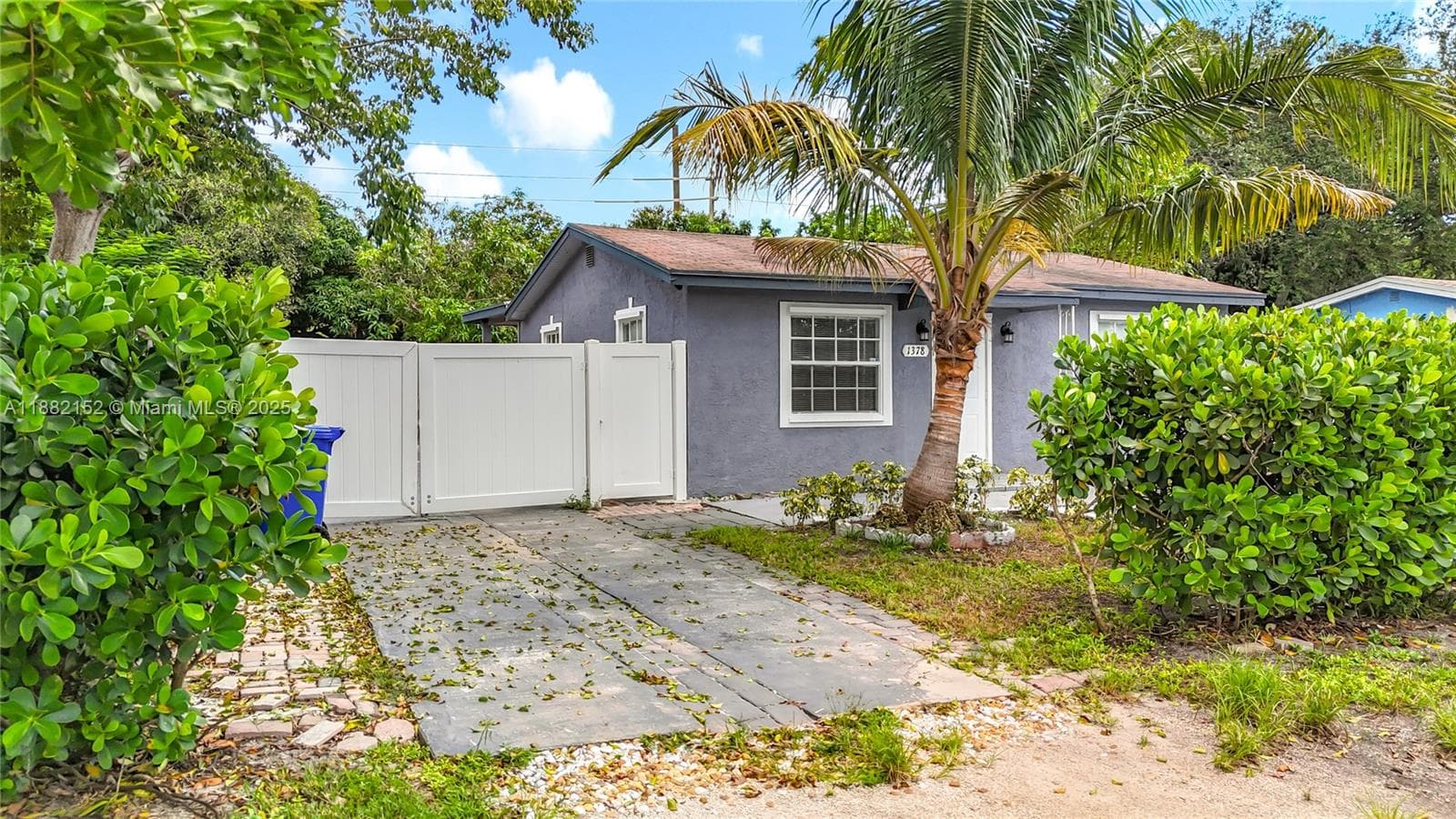 1378 SW 26th Ave photo 10