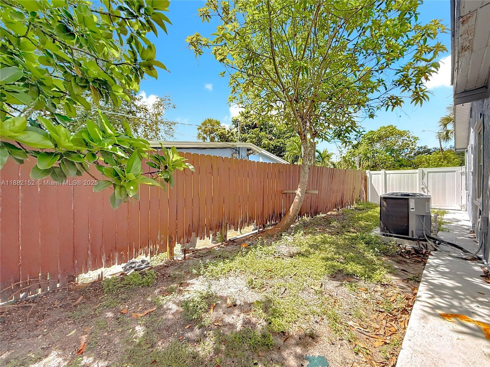 1378 SW 26th Ave photo 49
