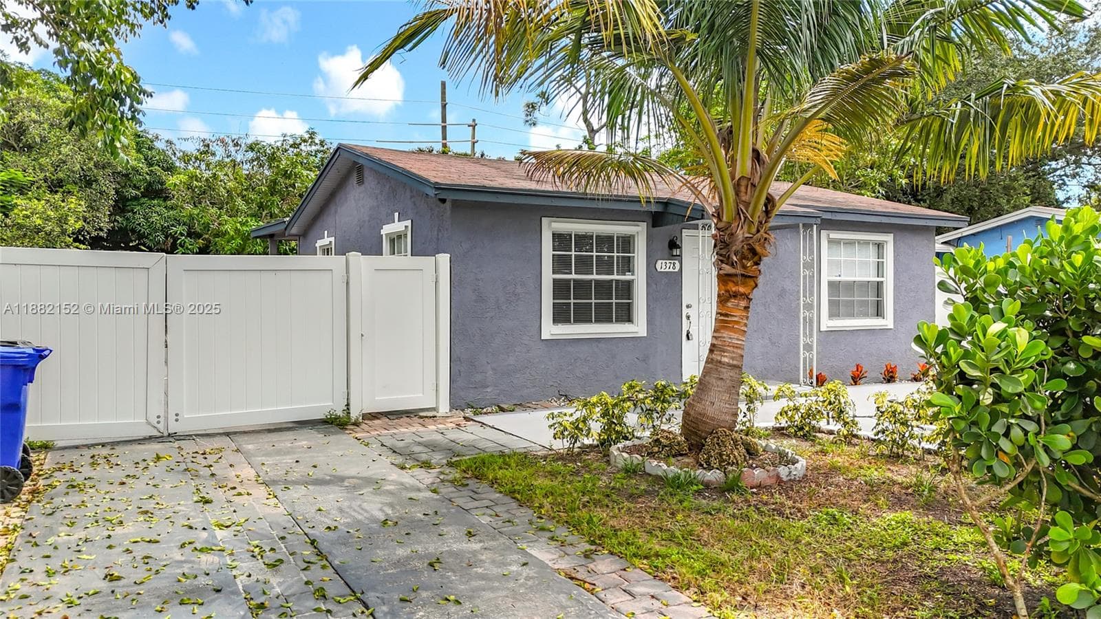 1378 SW 26th Ave photo 11