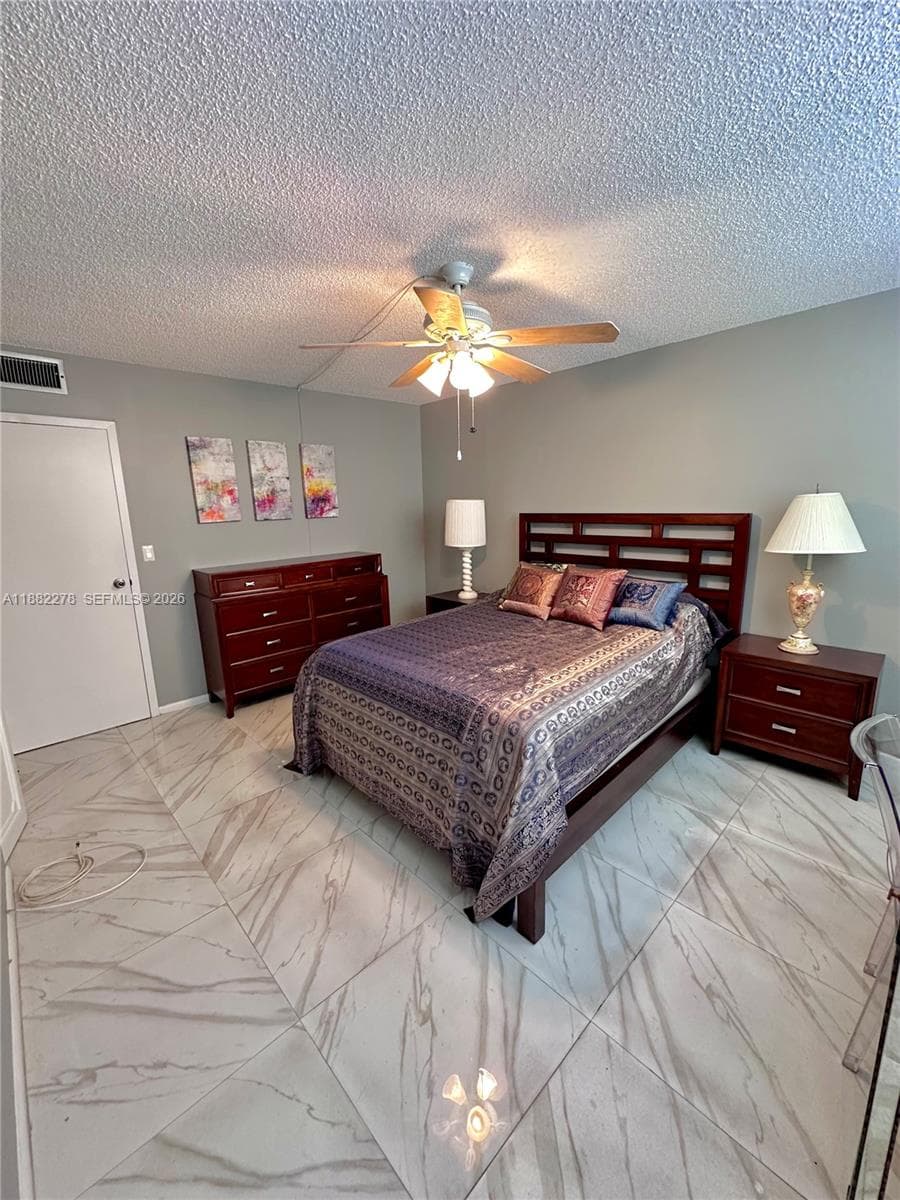 SOMERSET AT LAUDERDALE LA · #403J in Lauderdale Lakes - Photo 2