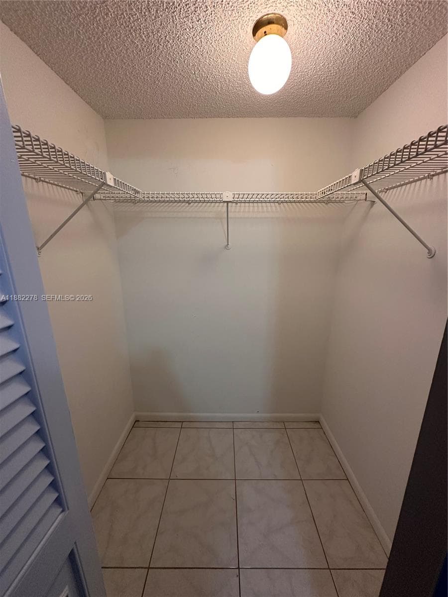 SOMERSET AT LAUDERDALE LA · #403J in Lauderdale Lakes - Photo 6