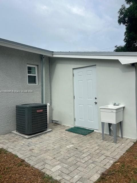 3040 NW 20th St photo 16