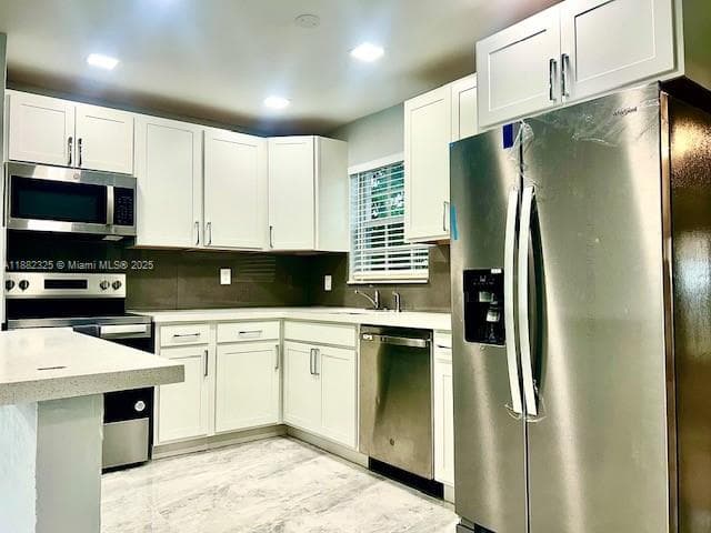 3040 NW 20th St photo 3