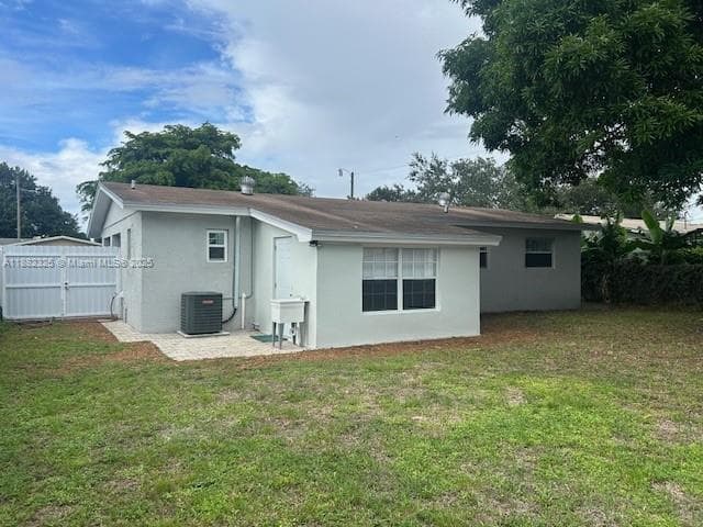 3040 NW 20th St photo 15