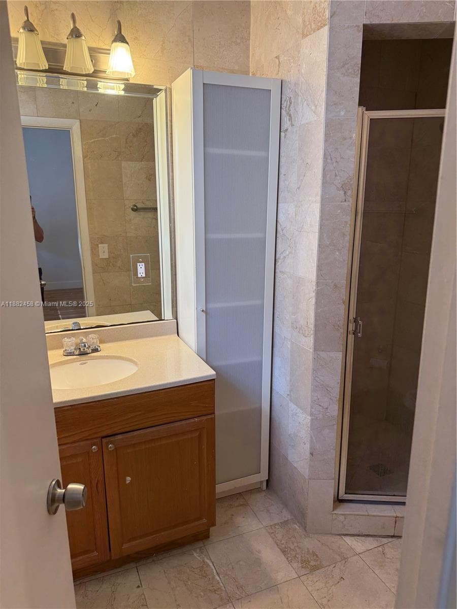 EVENING STAR CONDO · #23 in Bay Harbor Islands - Photo 17