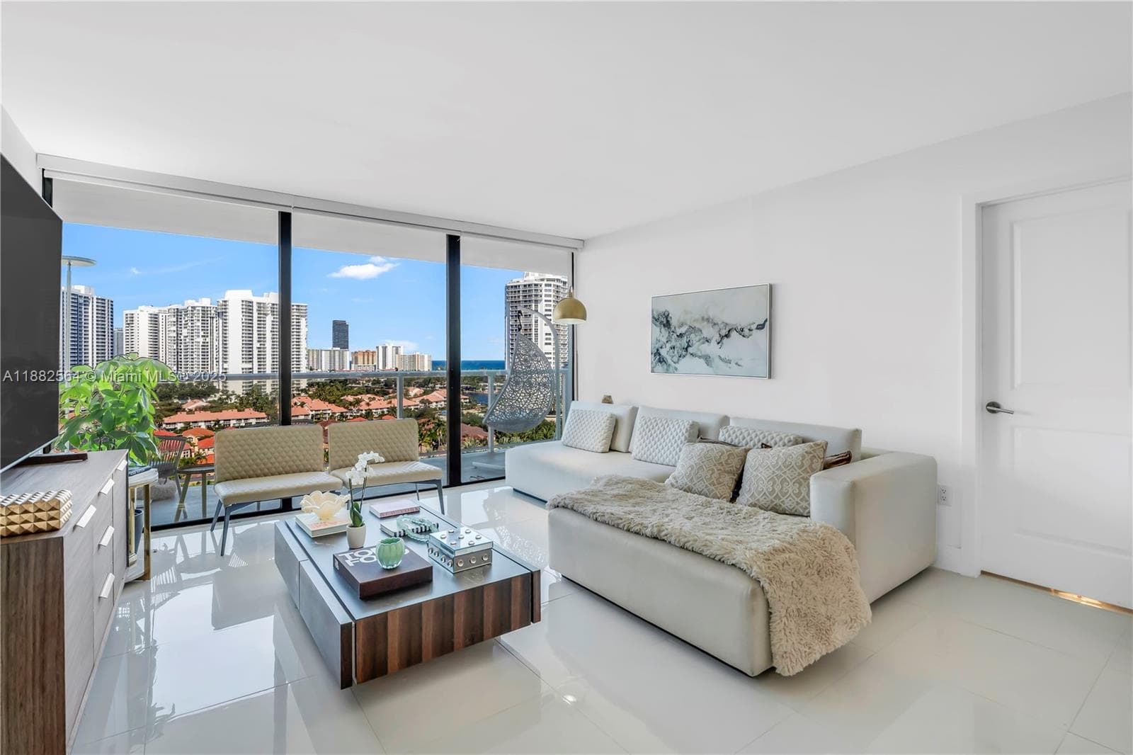 FLAMENCO CONDO TOWER I · #1609 in Aventura - Photo 6
