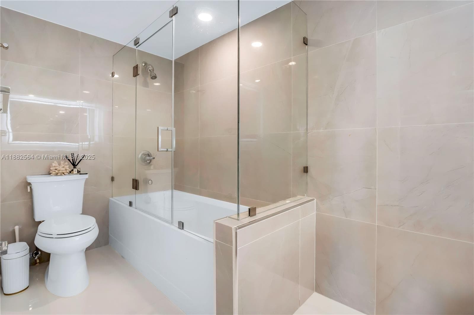 FLAMENCO CONDO TOWER I · #1609 in Aventura - Photo 12