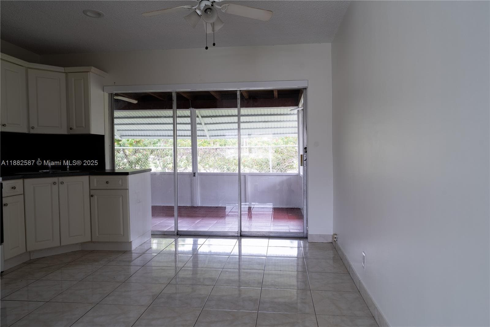 2702 NW 51st Pl #2702 photo 7