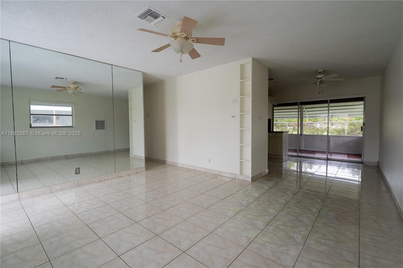2702 NW 51st Pl #2702 photo 5