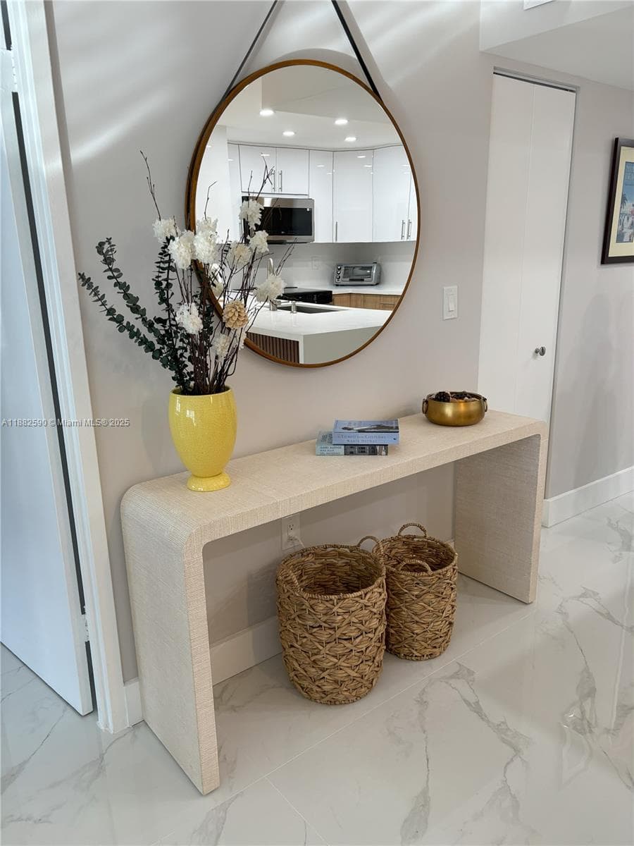 ARLEN BEACH CONDO · #1203 in Miami Beach - Photo 27