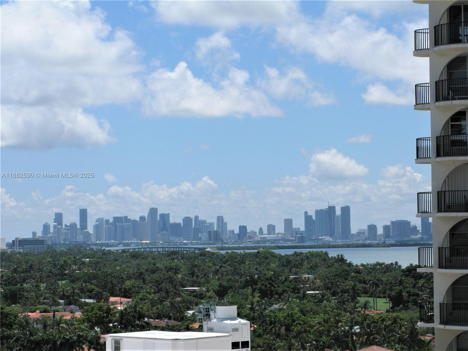 ARLEN BEACH CONDO · #1203 in Miami Beach - Photo 33