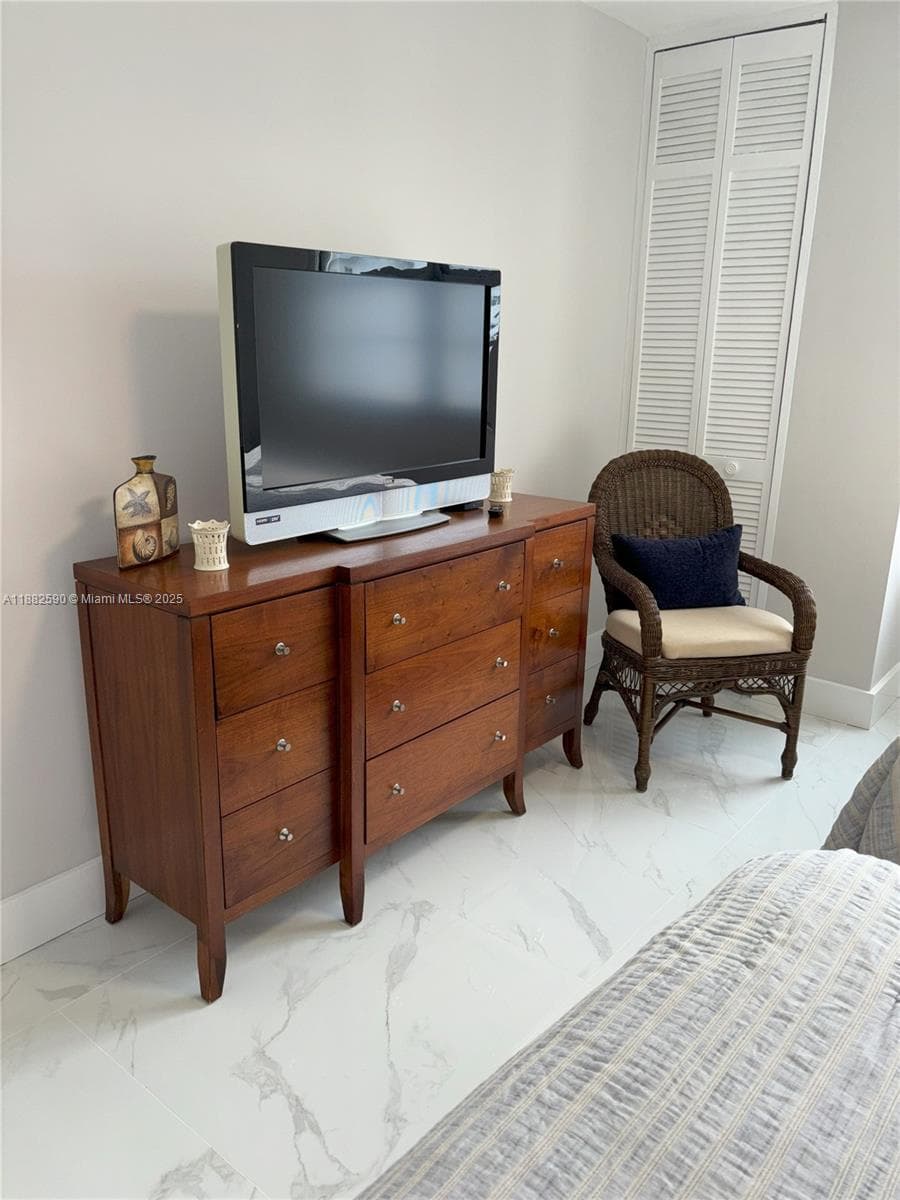 ARLEN BEACH CONDO · #1203 in Miami Beach - Photo 14