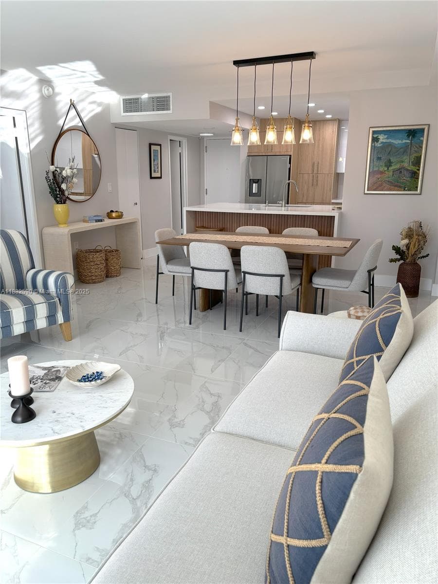 ARLEN BEACH CONDO · #1203 in Miami Beach - Photo 19