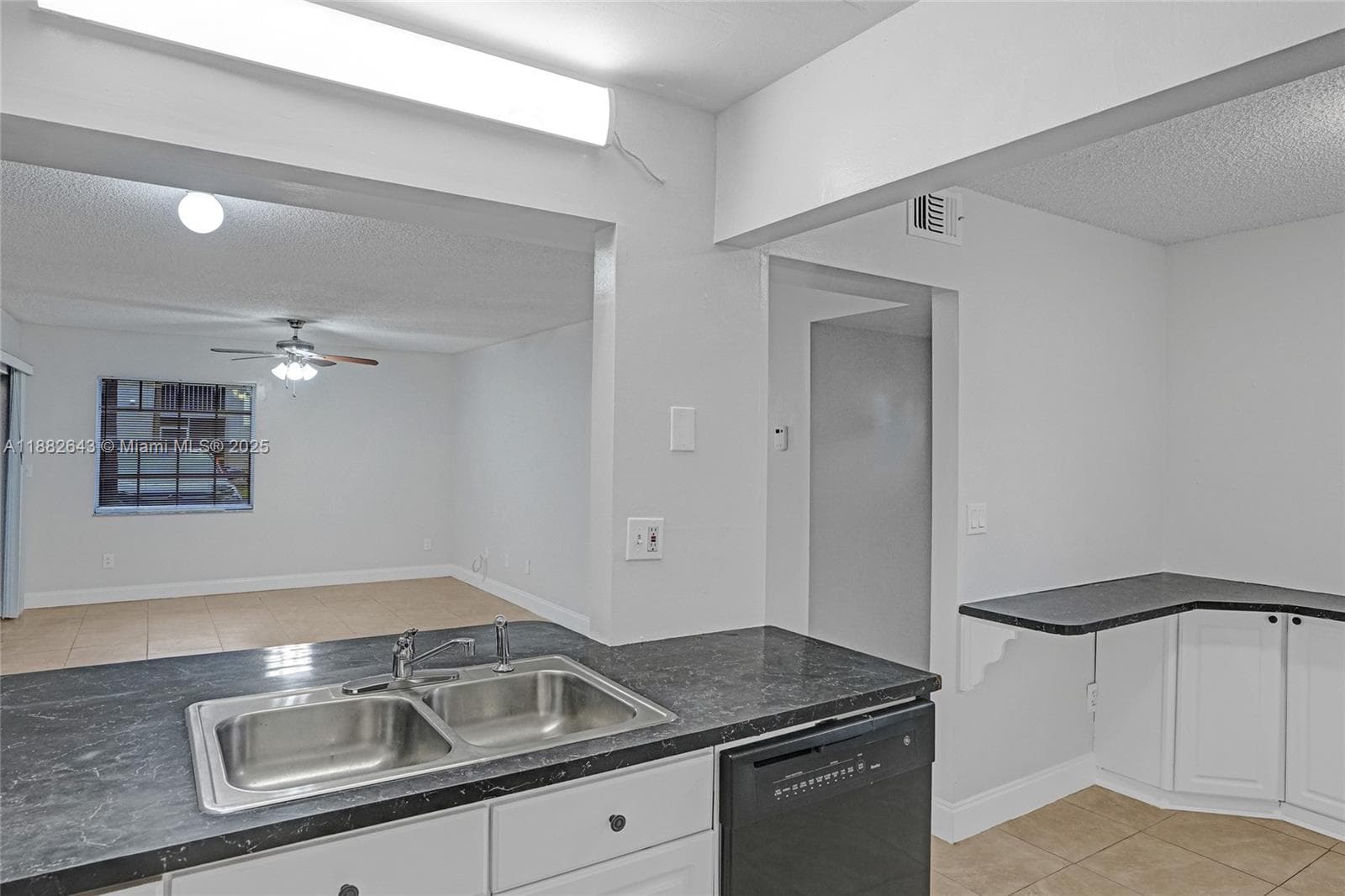 MONTEREY VILLAGE-TWO COND · #101-20 in Miami - Photo 6