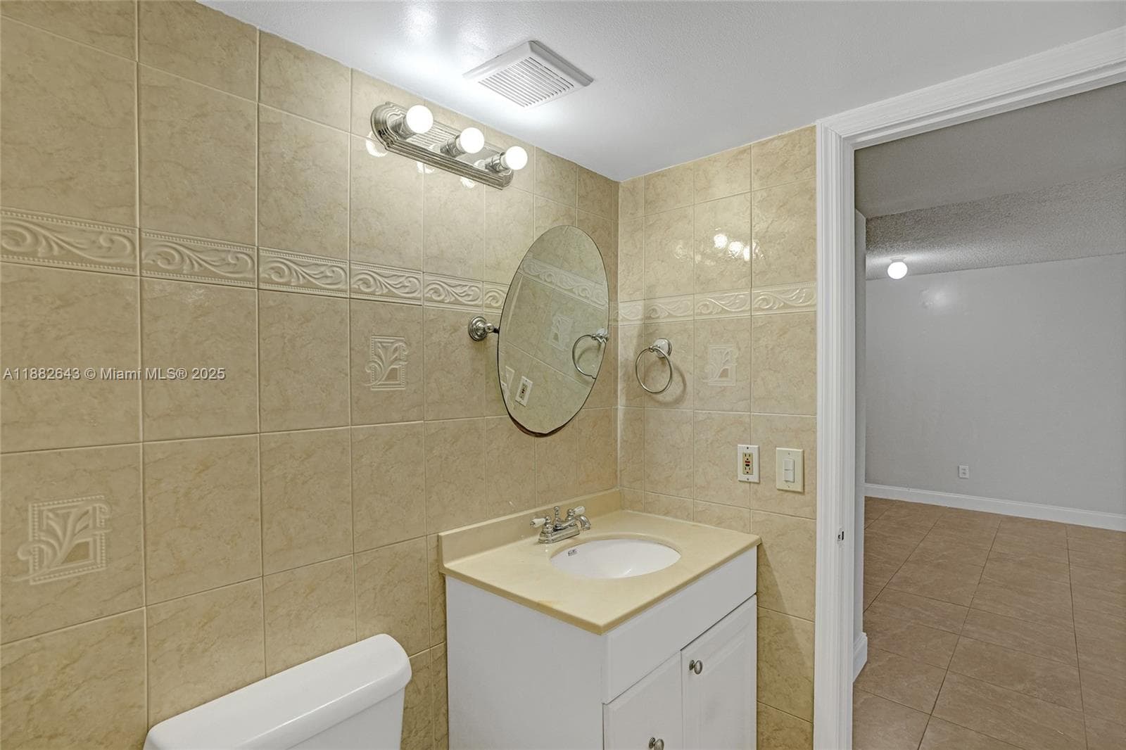 MONTEREY VILLAGE-TWO COND · #101-20 in Miami - Photo 10