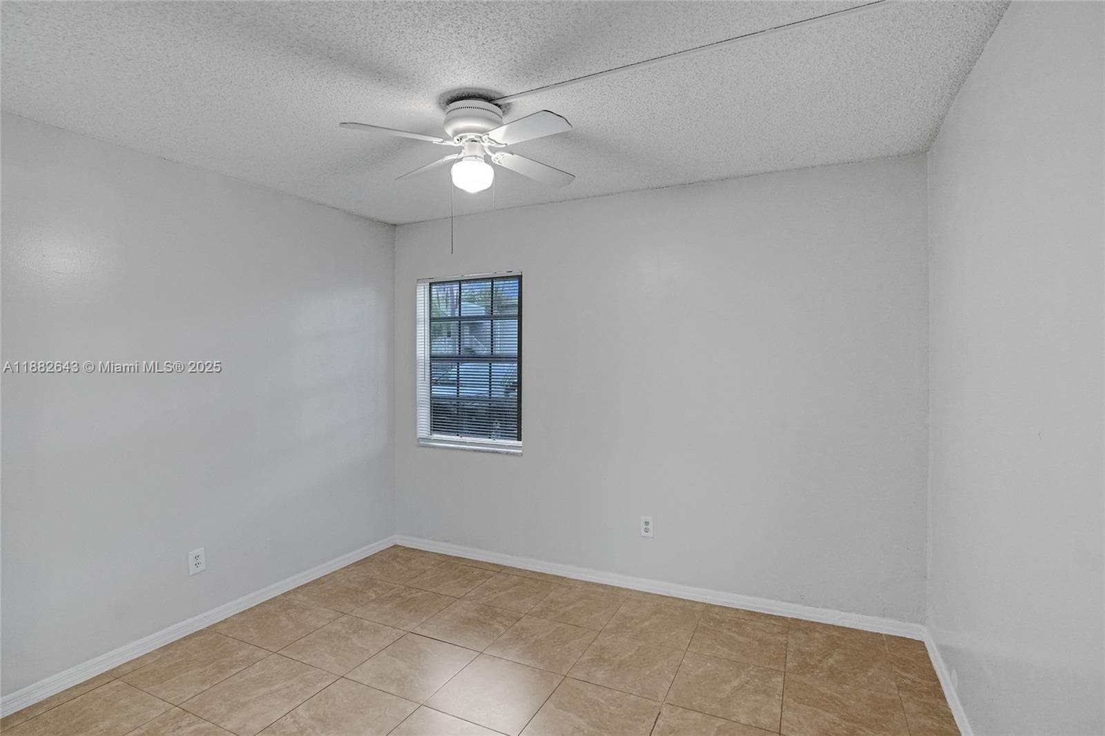 MONTEREY VILLAGE-TWO COND · #101-20 in Miami - Photo 8