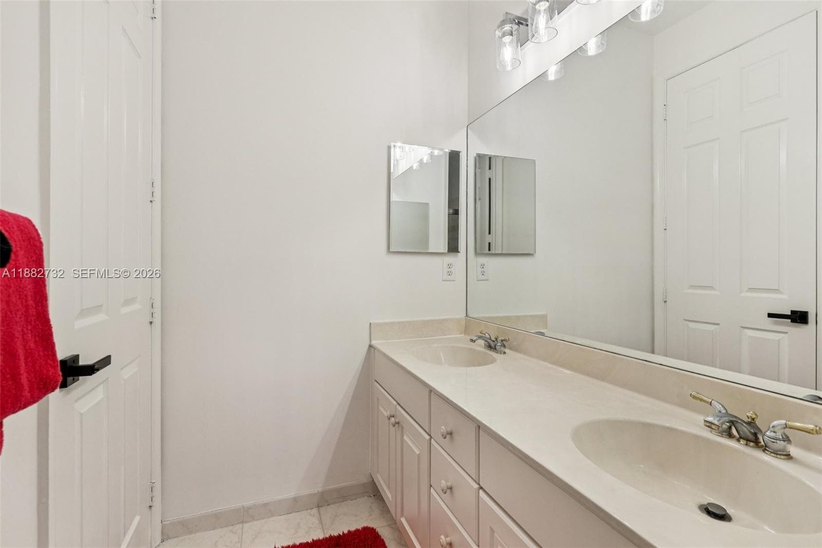 11759 Paradise Cove Ln photo 37