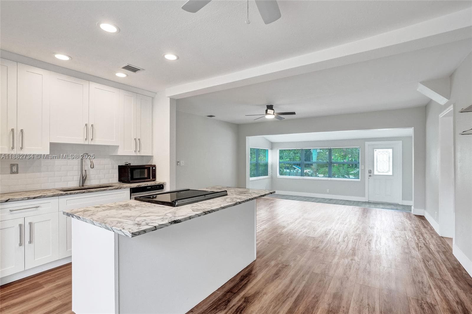 2281 SW 15th St photo 14