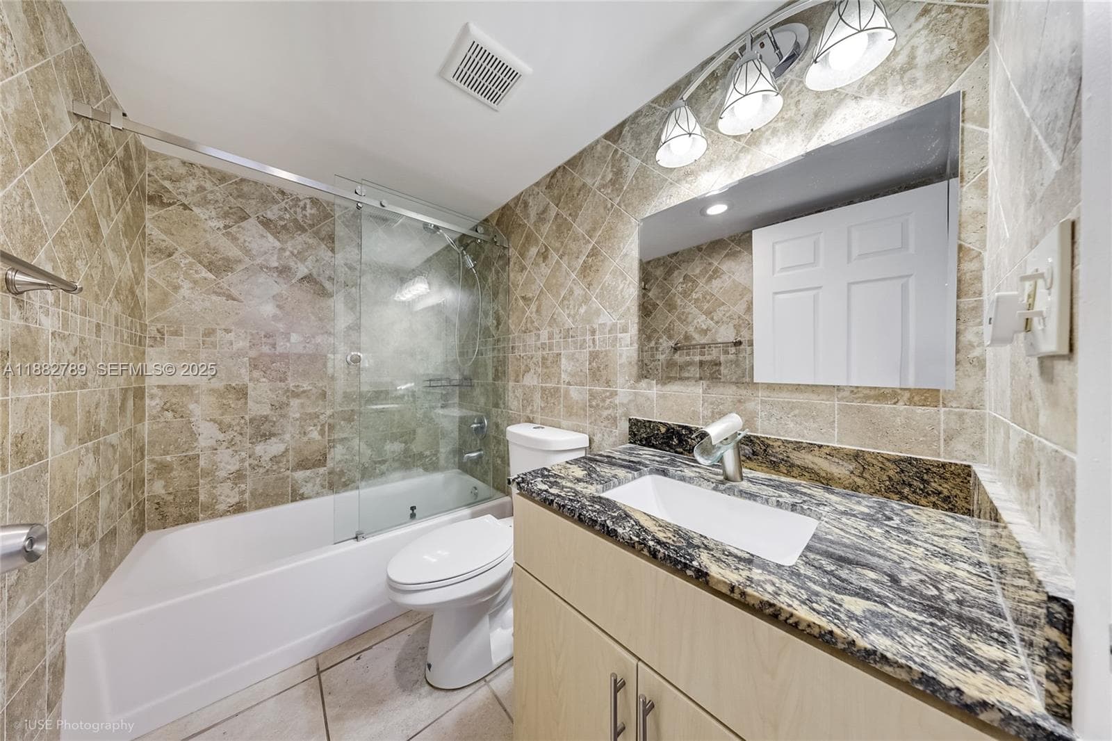 Vendome Renovated · #803 in Miami Beach - Photo 26