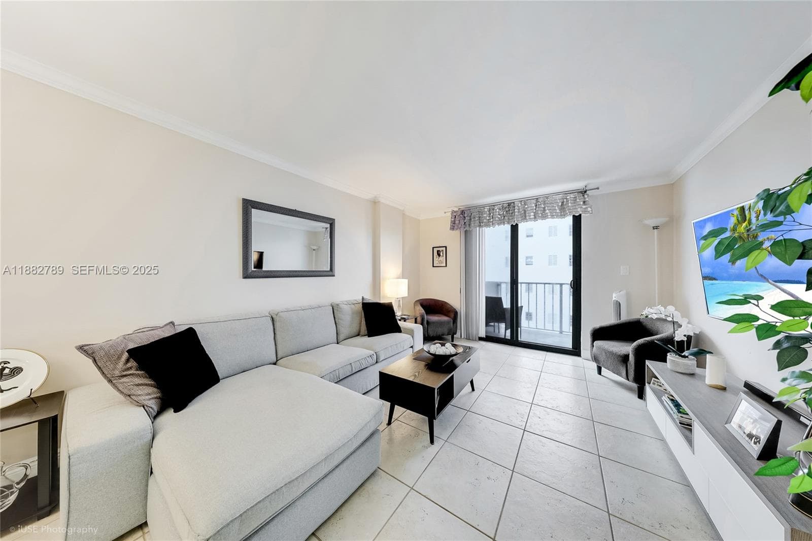 Vendome Renovated · #803 in Miami Beach - Photo 18