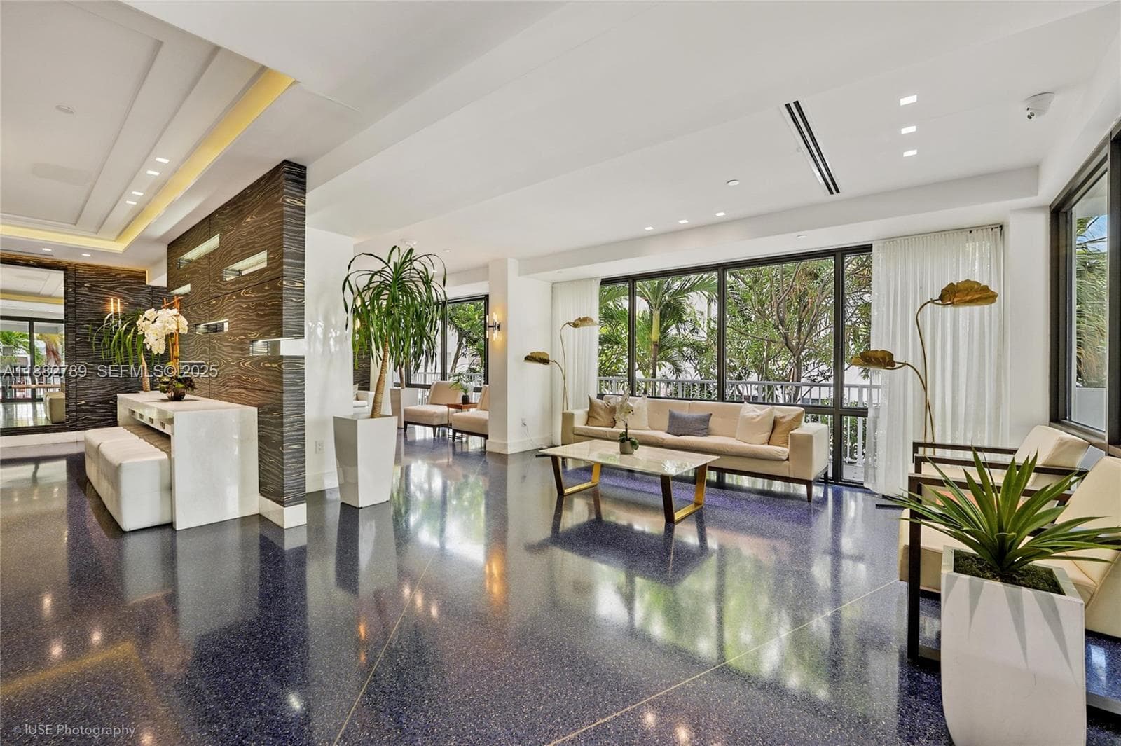 Vendome Renovated · #803 in Miami Beach - Photo 4
