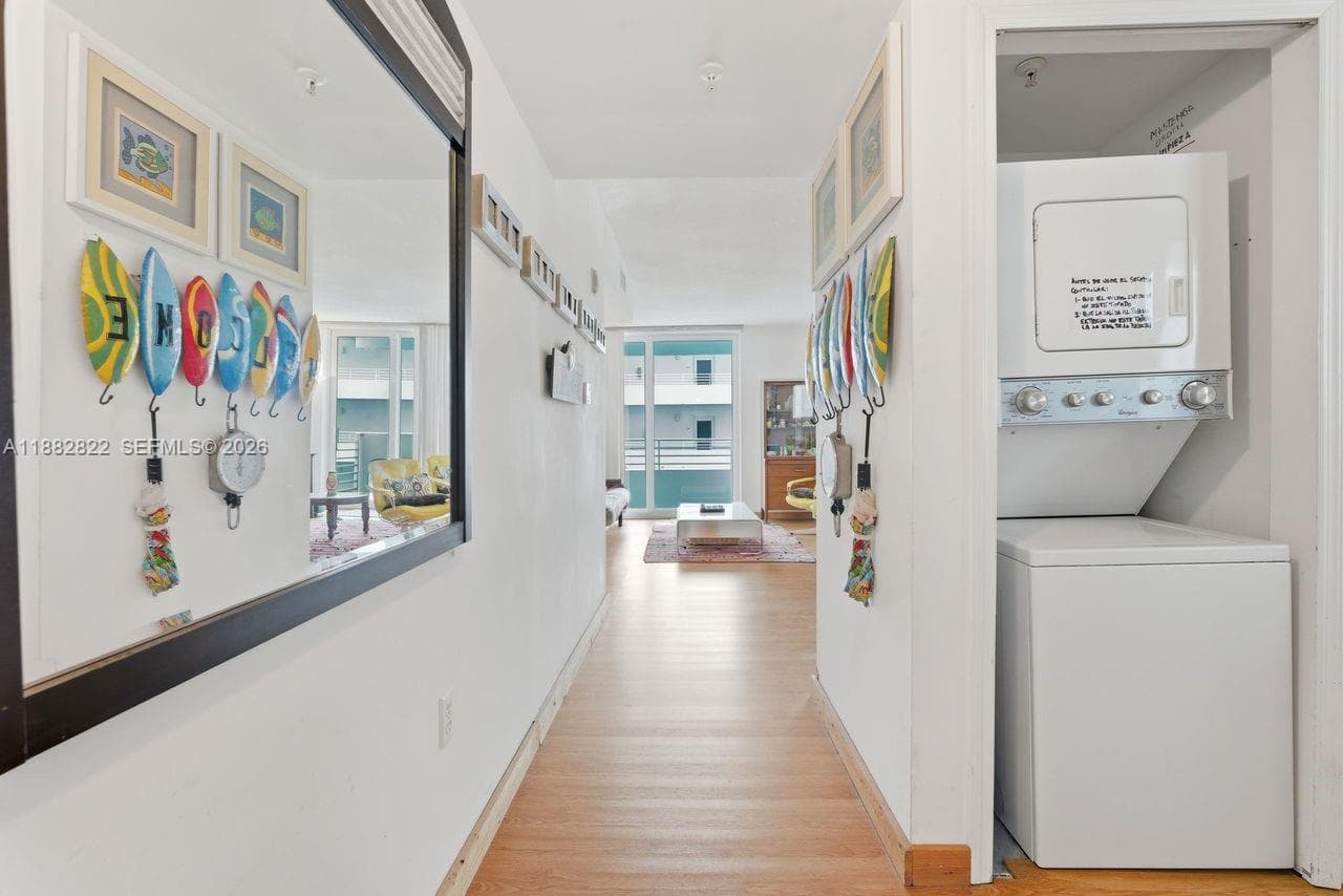 Rond Point · #402 in Miami Beach - Photo 11