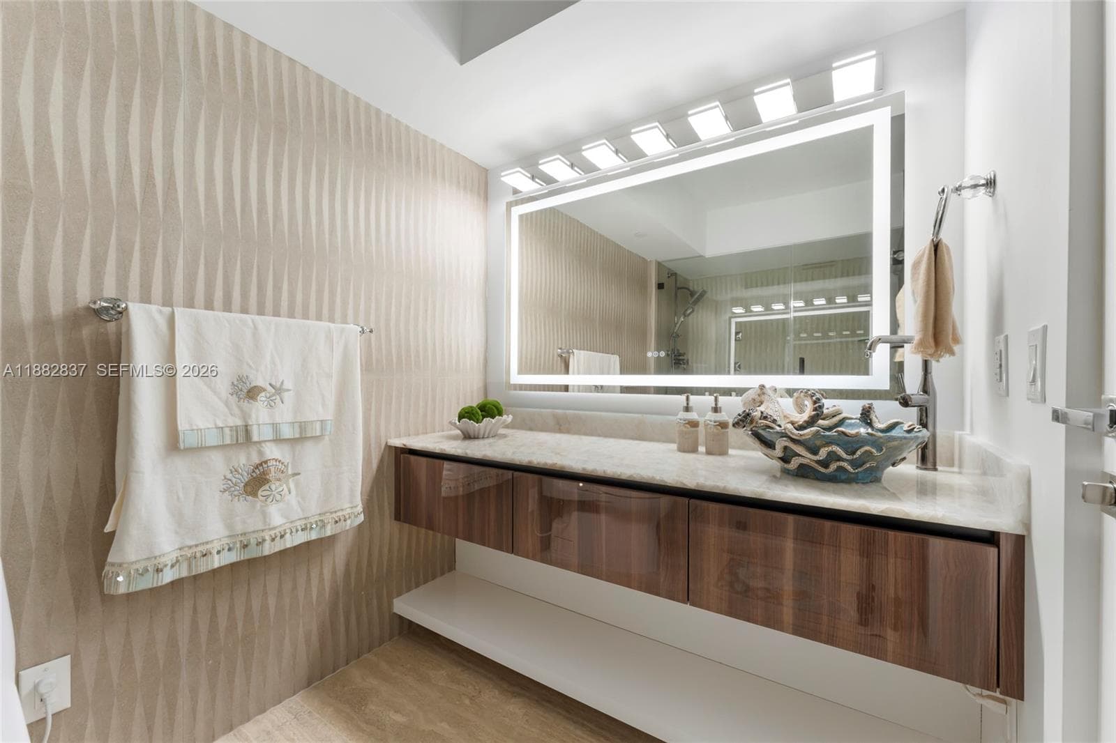 THE GRANDVIEW CONDO · #604 in Miami Beach - Photo 23