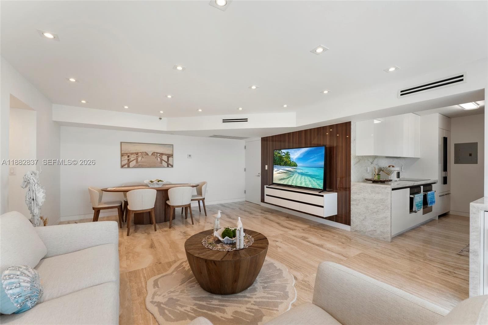 THE GRANDVIEW CONDO · #604 in Miami Beach - Photo 13