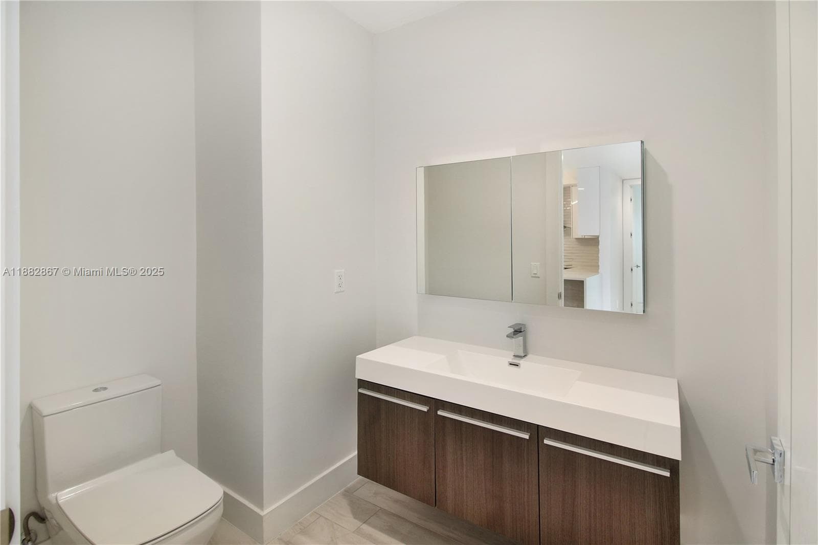ONE FIFTY ONE AT BISCAYNE · #107 in North Miami - Photo 22