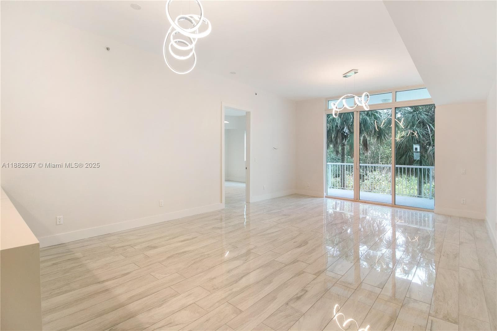 ONE FIFTY ONE AT BISCAYNE · #107 in North Miami - Photo 7