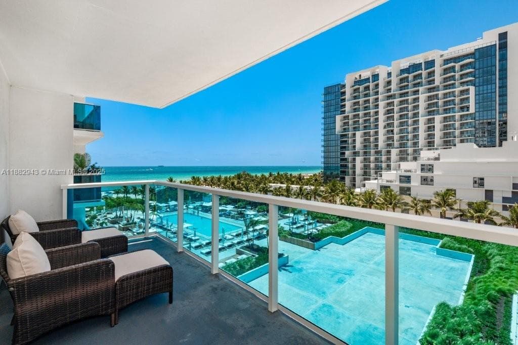 Roney Palace · #604 in Miami Beach - Photo 4