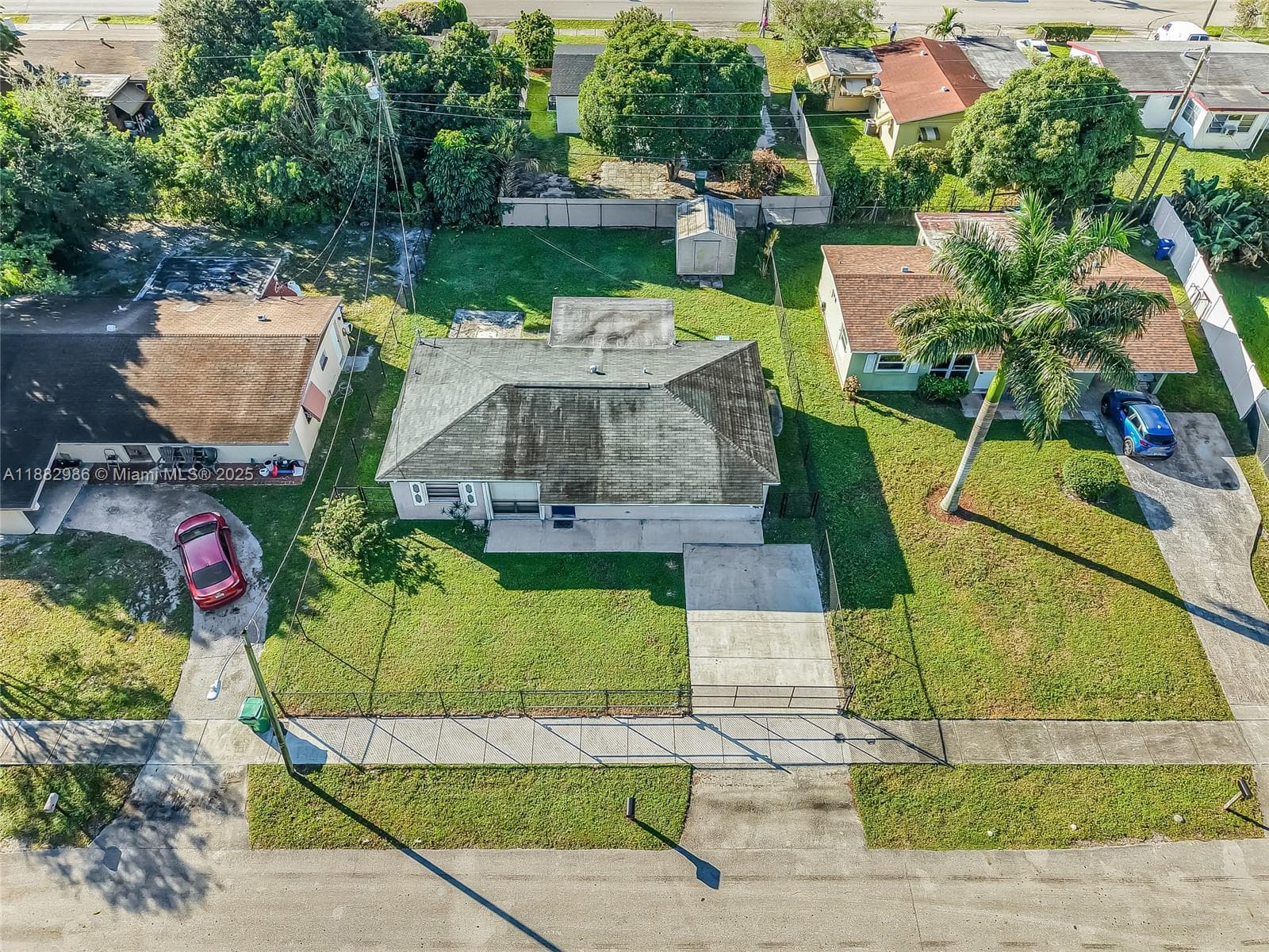 3240 NW 17th St photo 36