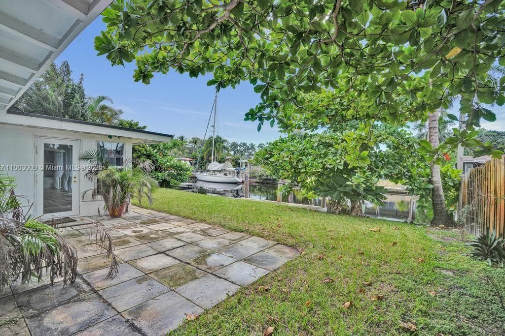 2512 Gulfstream Ln photo 30