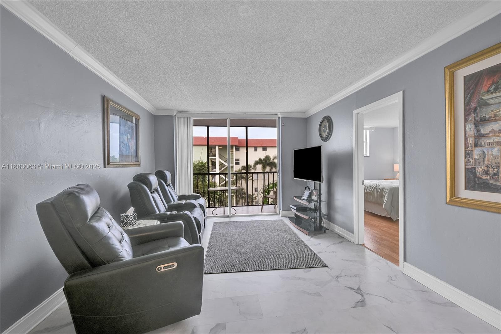 Cross Fox · #422C in Fort Lauderdale - Photo 15
