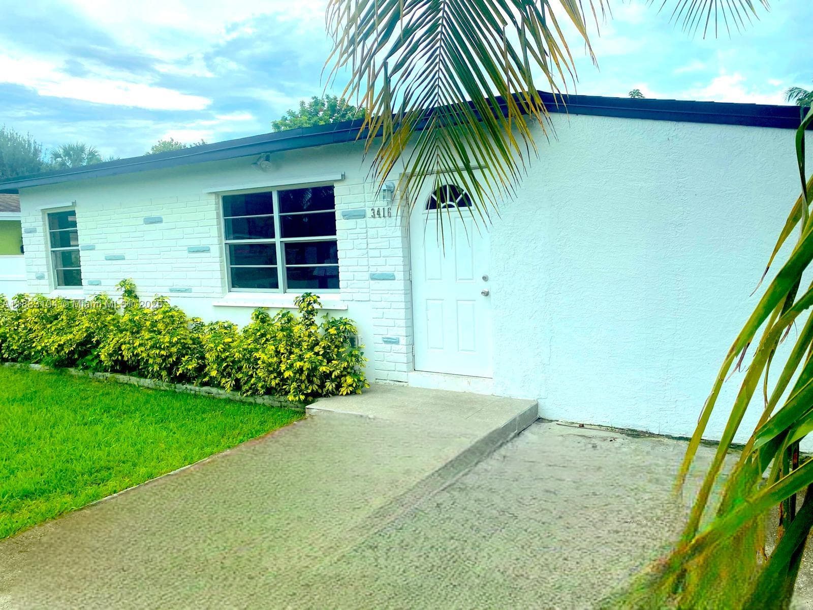 3416 SW 12th Ct photo 3