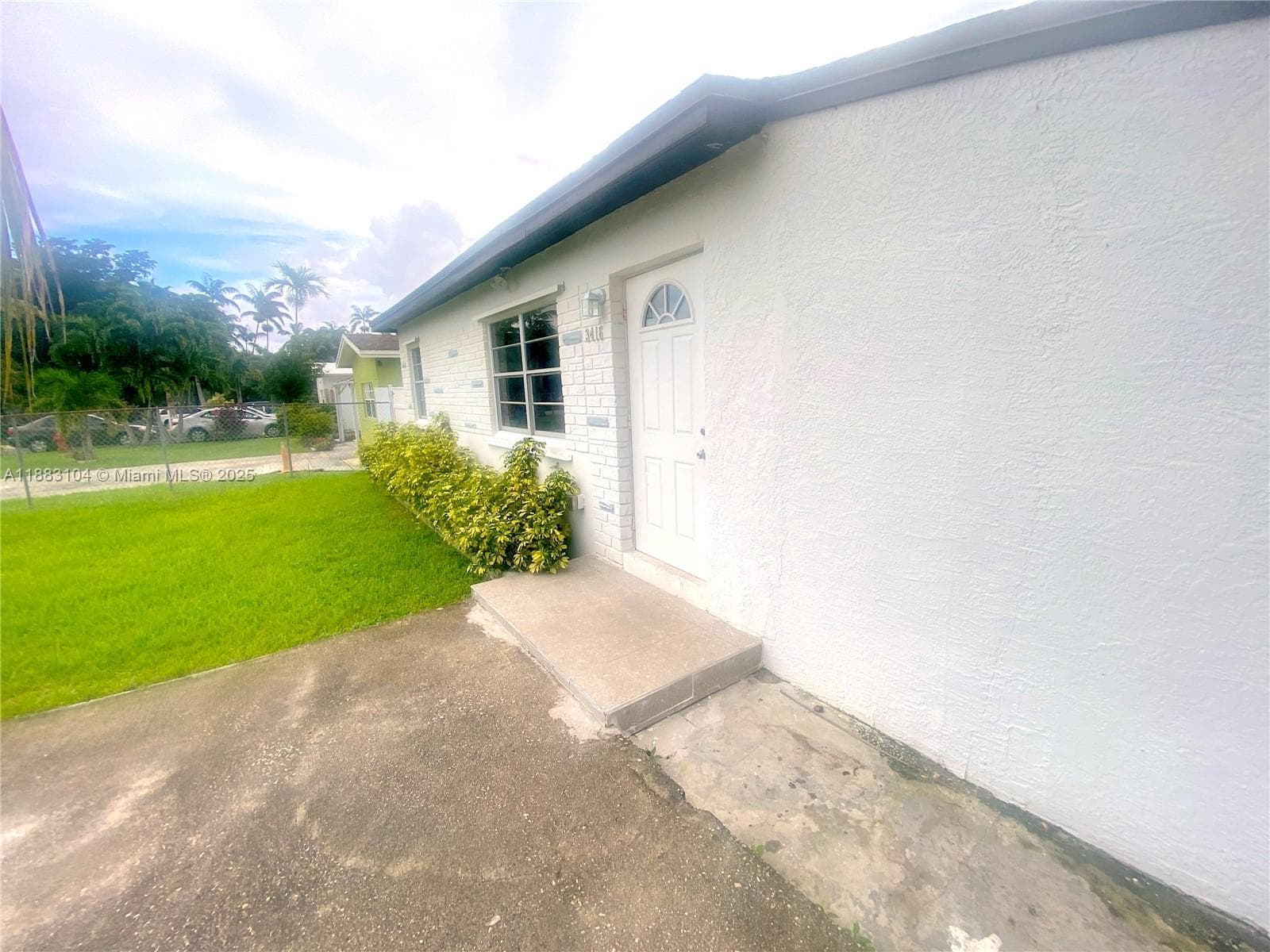 3416 SW 12th Ct photo 10